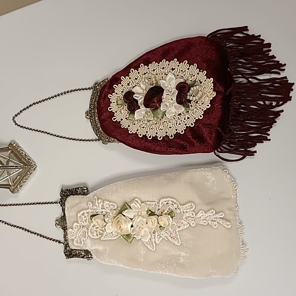 Velvet Victorian tiny purses - Picture 1 of 8